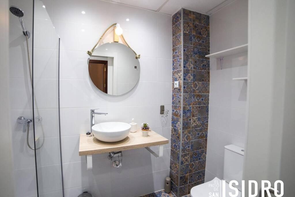 Apartament El Patio De San Isidro By Gades Gestion Kadyks Zewnętrze zdjęcie